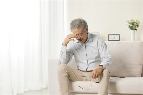 1699858334589440.jpg 攝圖網(wǎng)_507713401_banner_老年男性頭痛(企業(yè)商用).jpg