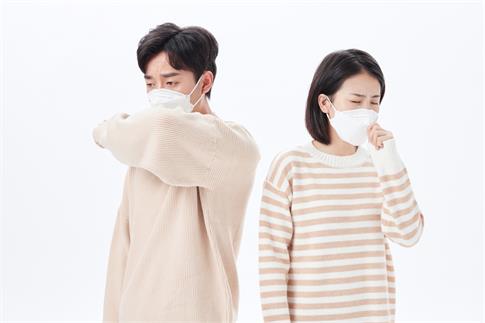 1738714631407020.jpg 攝圖網(wǎng)_501692533_冬季流感防護保持距離的男女(企業(yè)商用).jpg